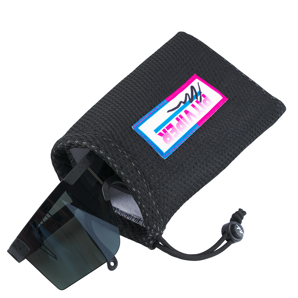 Laserdisc_limpcloth_product_3_3qtr