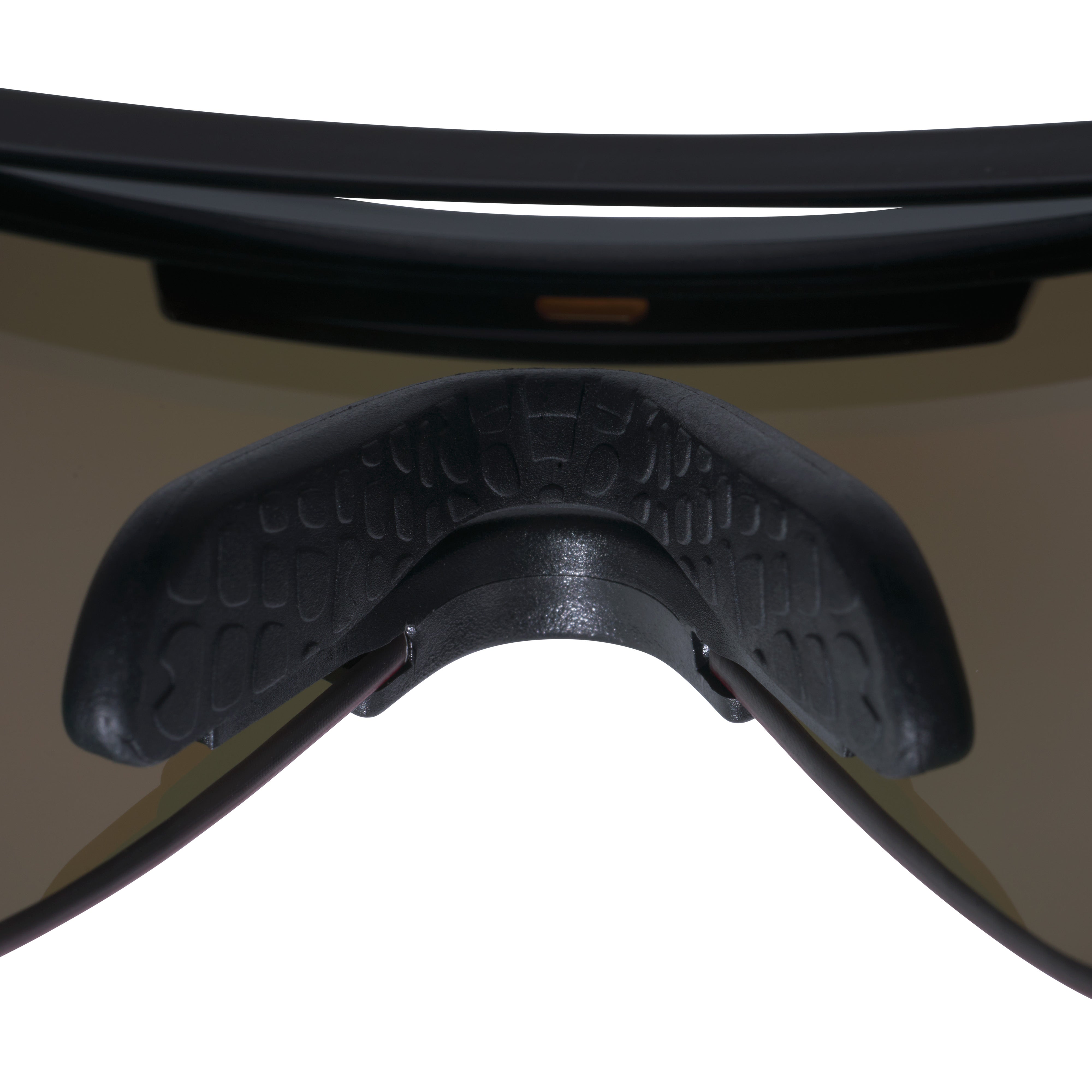 Original_exec_regular_hdpv_polarized_rainbow_product_6_detail