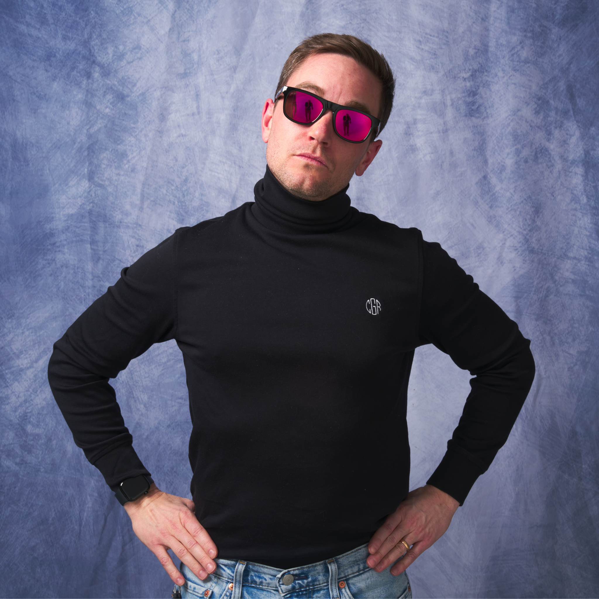 exec-highball-hdpv-polarized-red-lifestyle