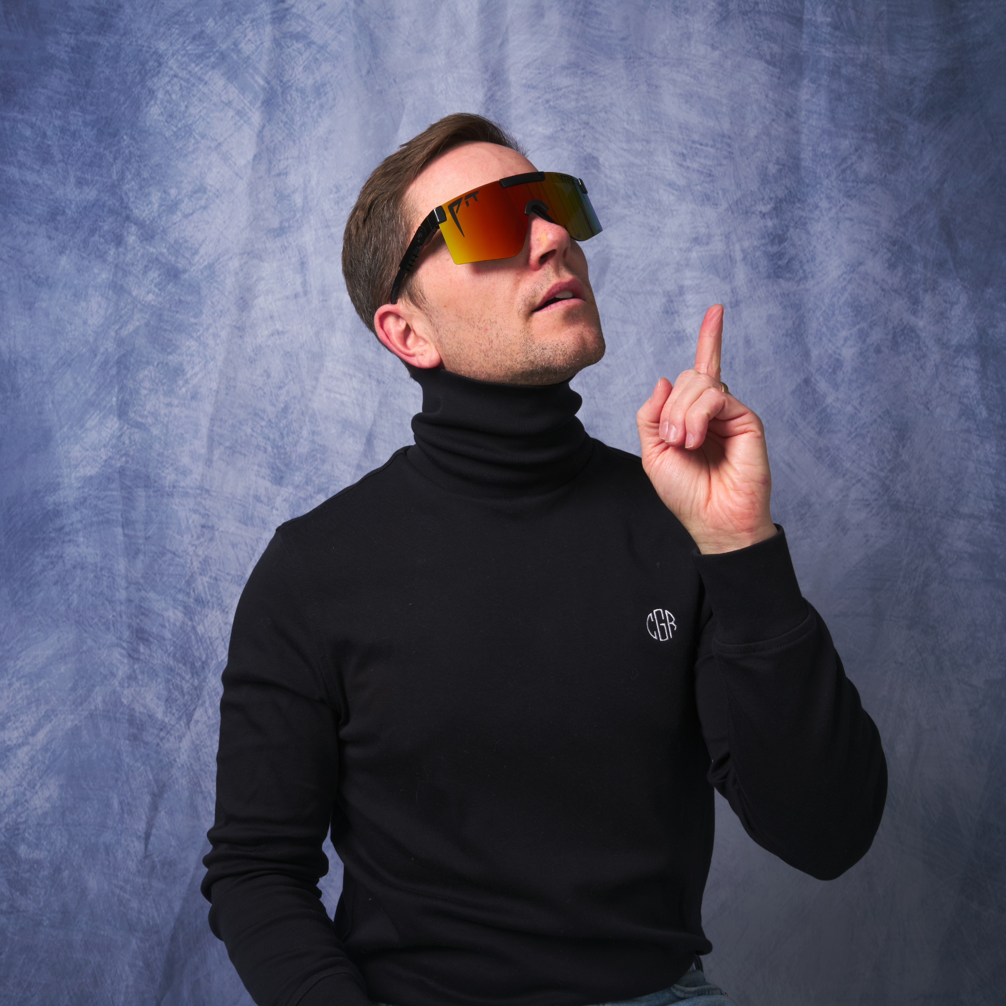 exec-original-2.0-regular-hdpv-polarized-rainbow-lifestyle